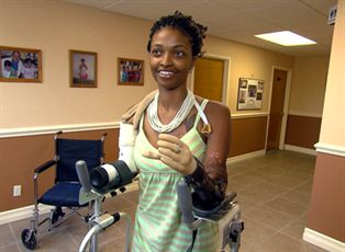 Шеннон Смит — Бионическая женщина