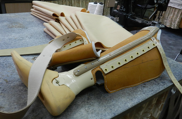 Протез нижней конечности.