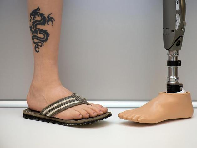 Тату на протезе