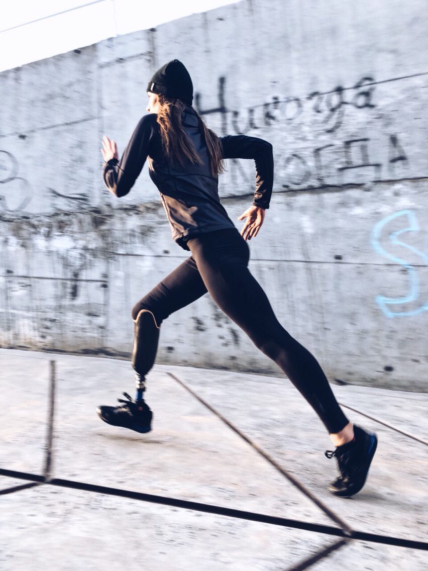 Когда я лежала в киевской больнице, на мое желание поскорее отпилить ногу