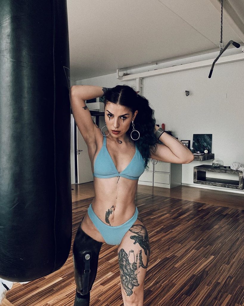 История Сэмми Джабраиль: красивая и сильная, она мотивирует быть счастливым несмотря ни на что