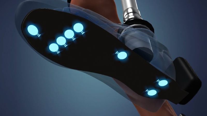 В Швейцарии представили протез ноги, позволяющий ощущать шаги