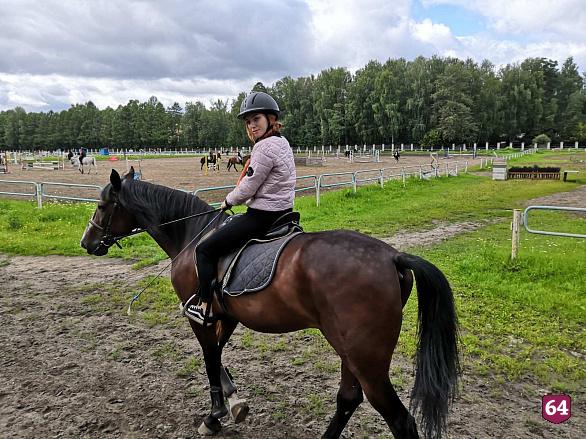 После ампутации ноги девушка стала волонтером