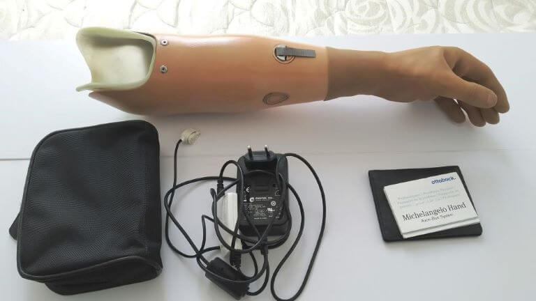 Протез лівої руки Michelangelo Hand