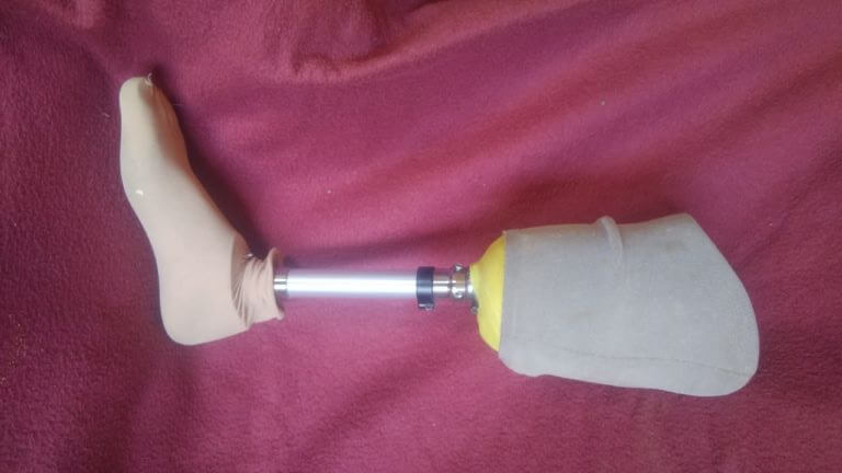 Продам протезы голени