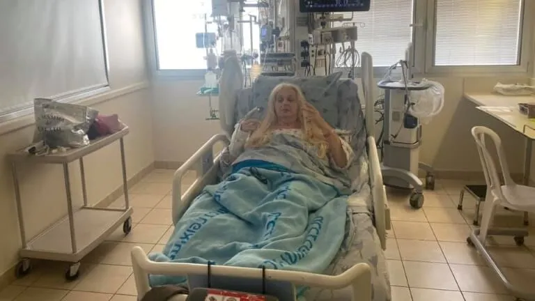 Мири Алони без ноги