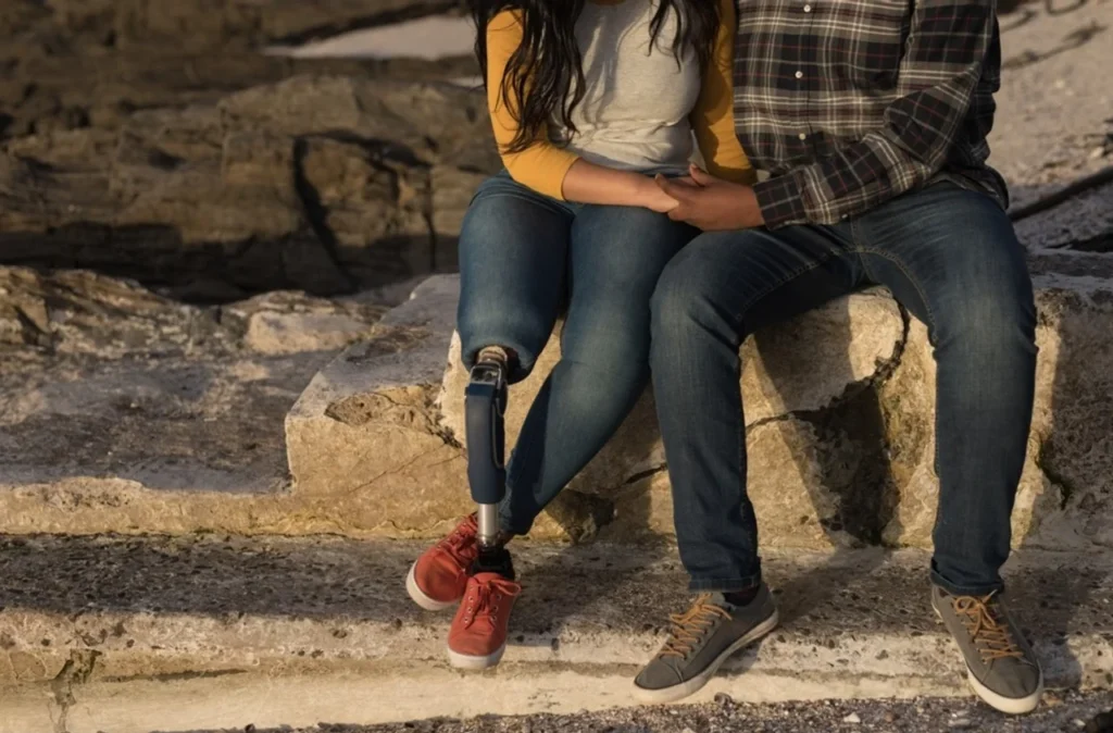 Как женщины с ампутациями находят любовь и вдохновляют других