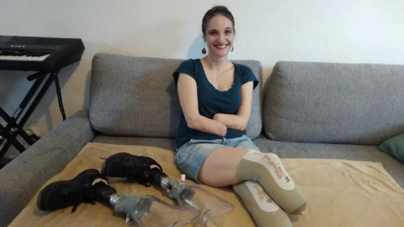 Люси Ретей-без рук и ног