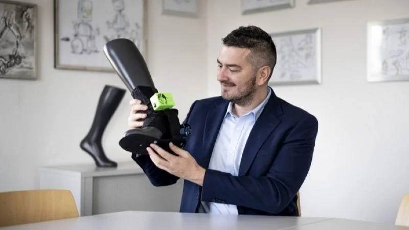 Сенсорный нейропротез ноги