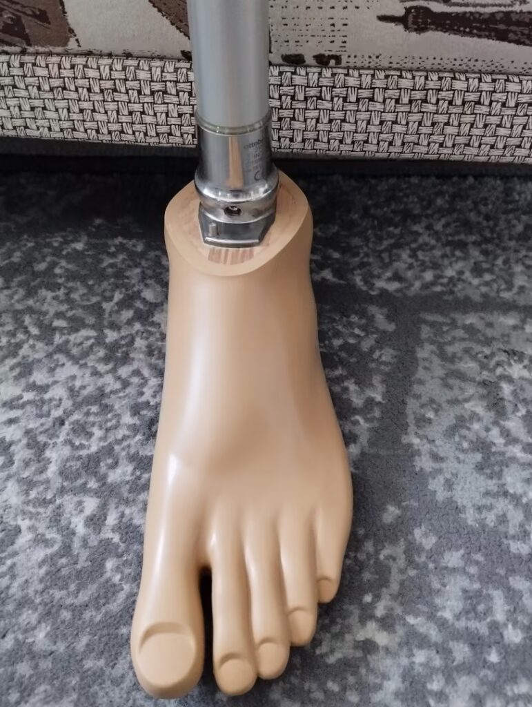 Протез бедра для купания (левый)