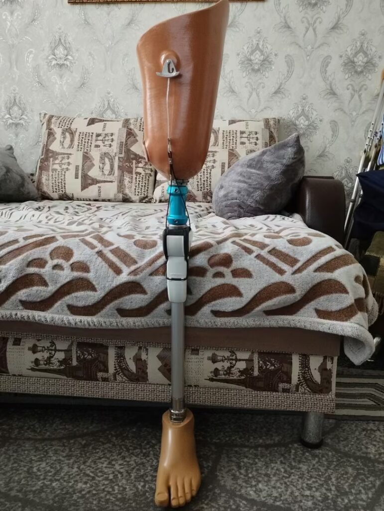 Протез бедра для купания (левый)