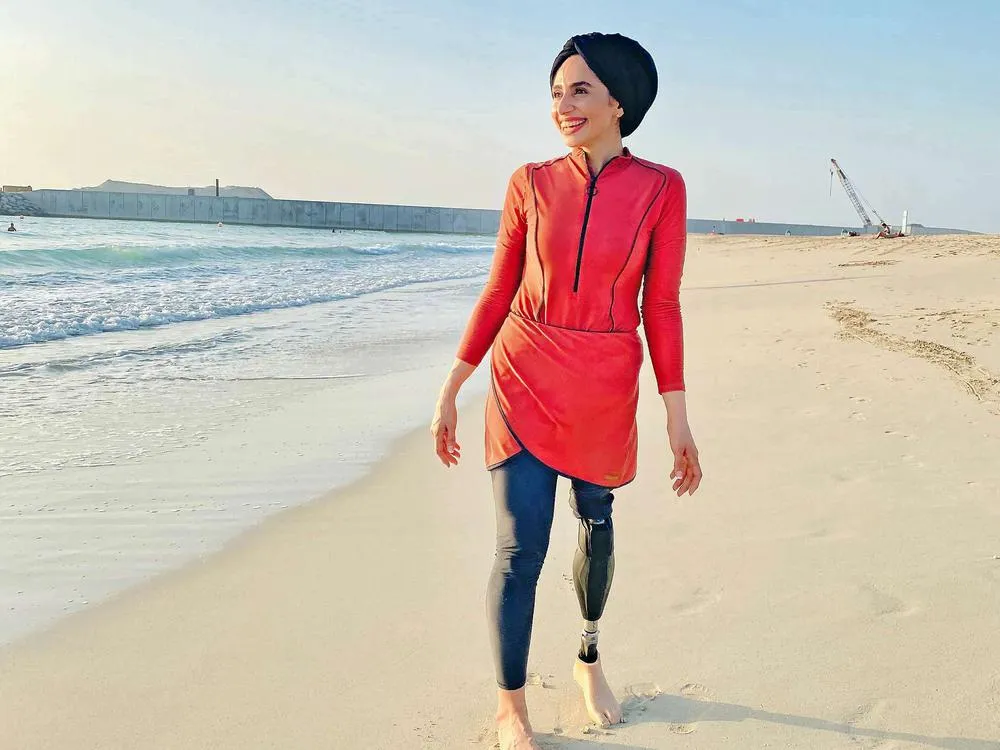 Зайнаб на пляже